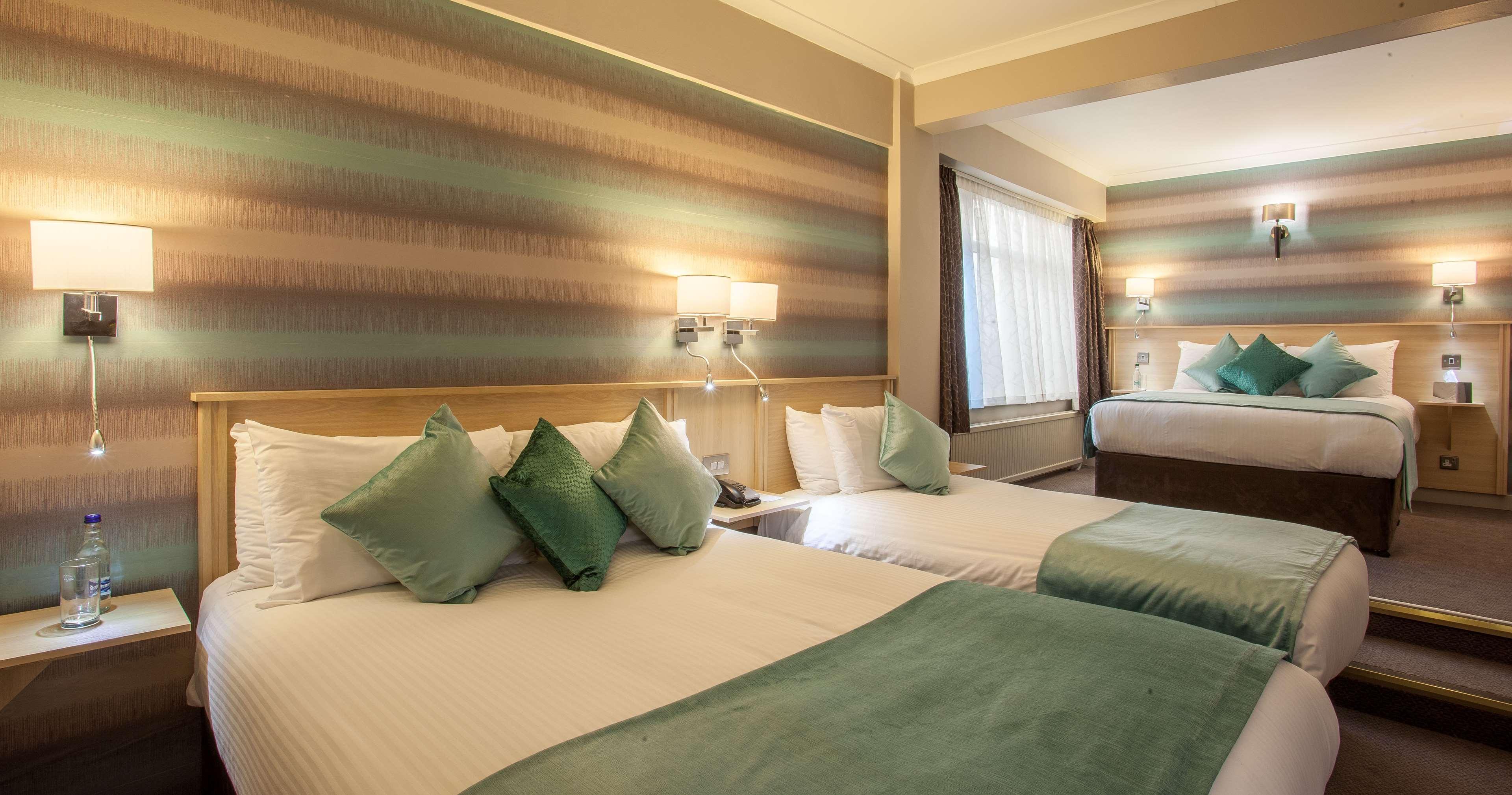 Cresta Court Hotel Олтрингем Екстер'єр фото