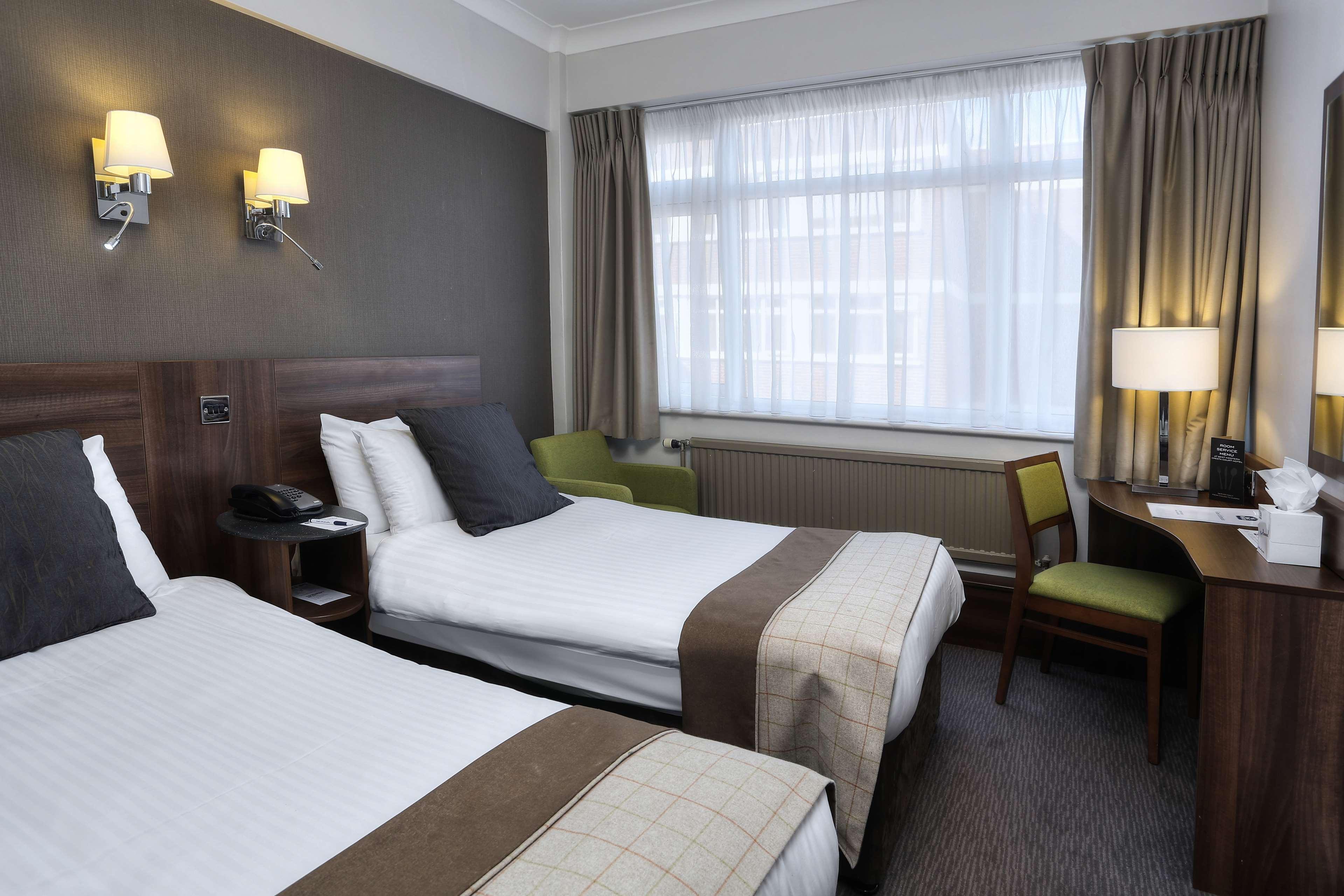 Cresta Court Hotel Олтрингем Екстер'єр фото