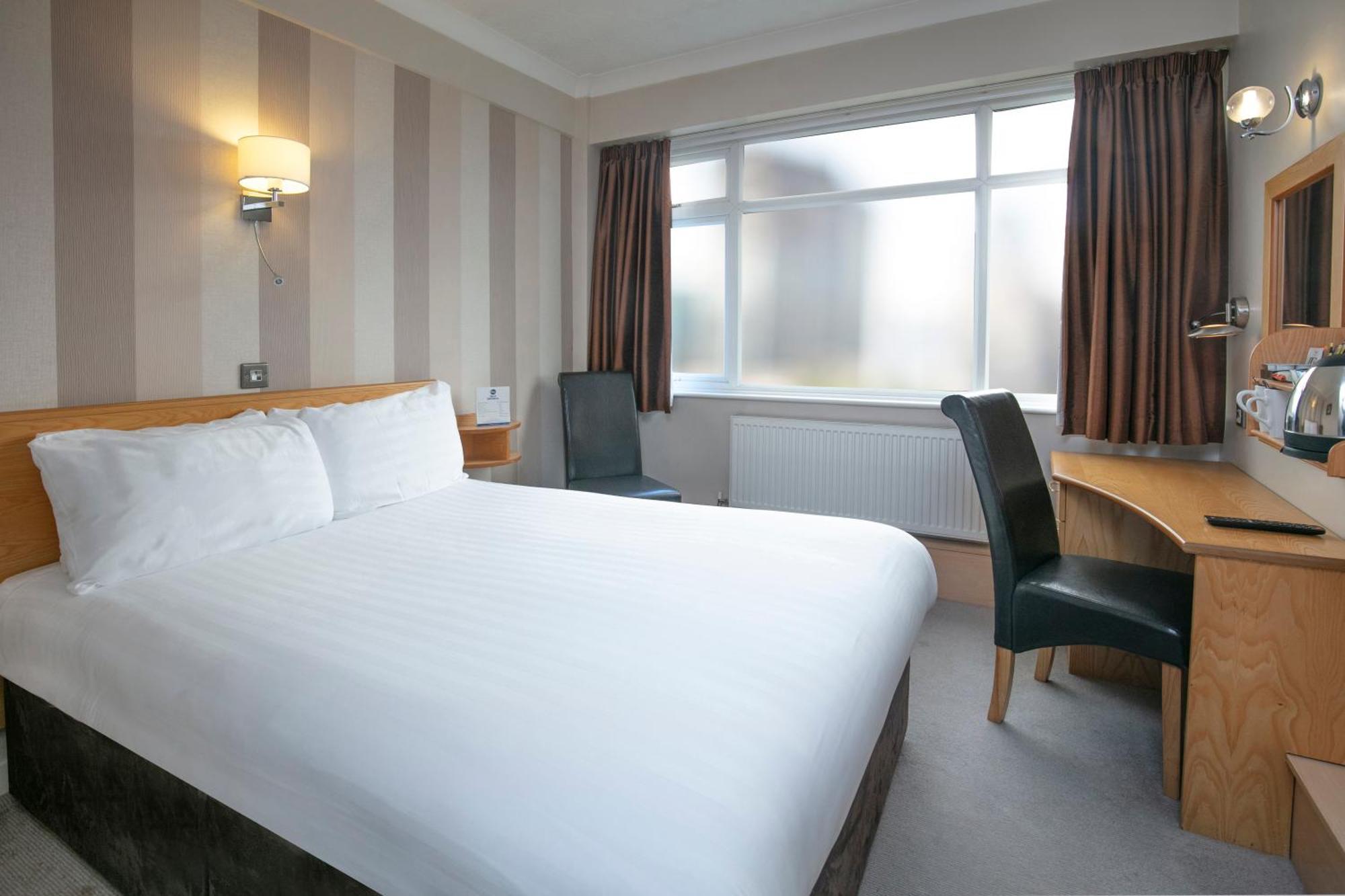 Cresta Court Hotel Олтрингем Екстер'єр фото